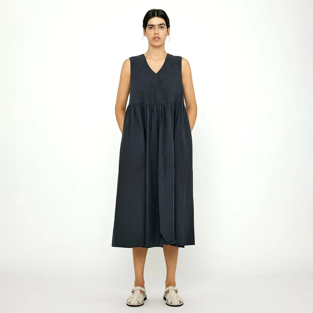 7115 By Szeki Woman Papery V-Neck Dress Navy Black