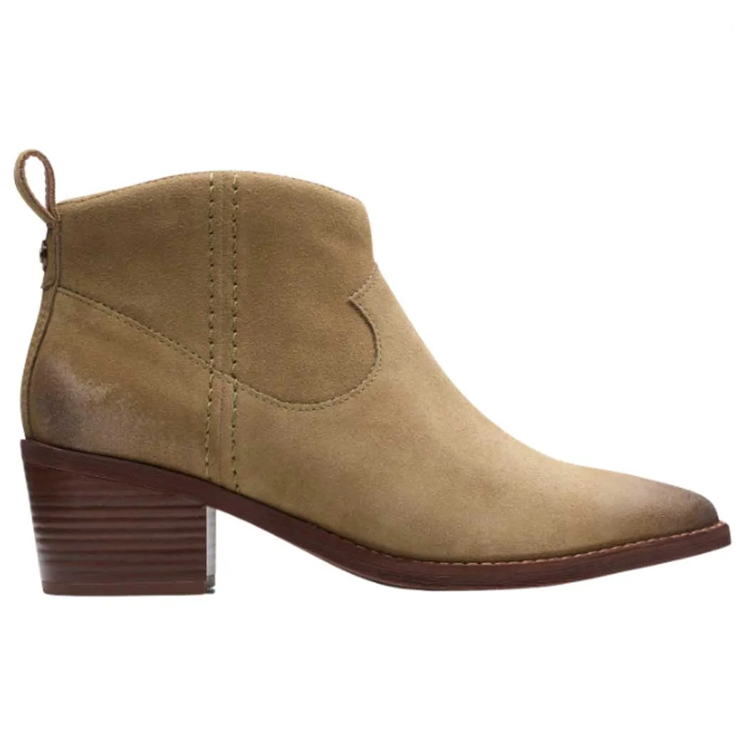 Clarks Morzine Sky Bootie Dark Sand (Women's)