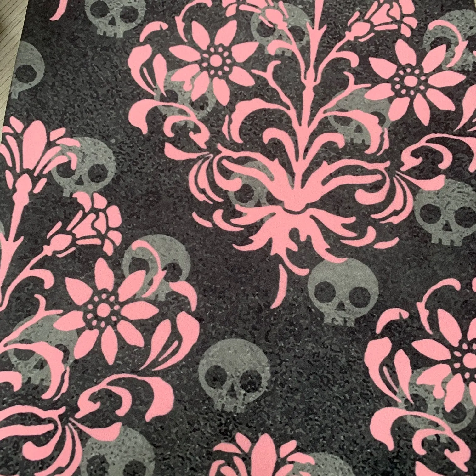 Hidden Skull Damask Grunge Soft Leggings