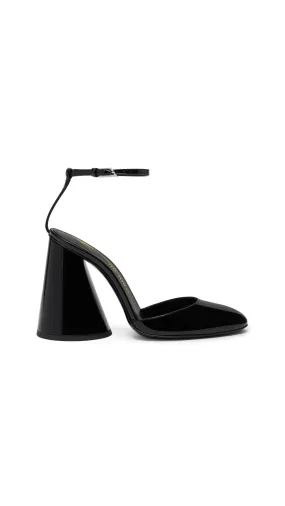 Luz Slingback - Black.