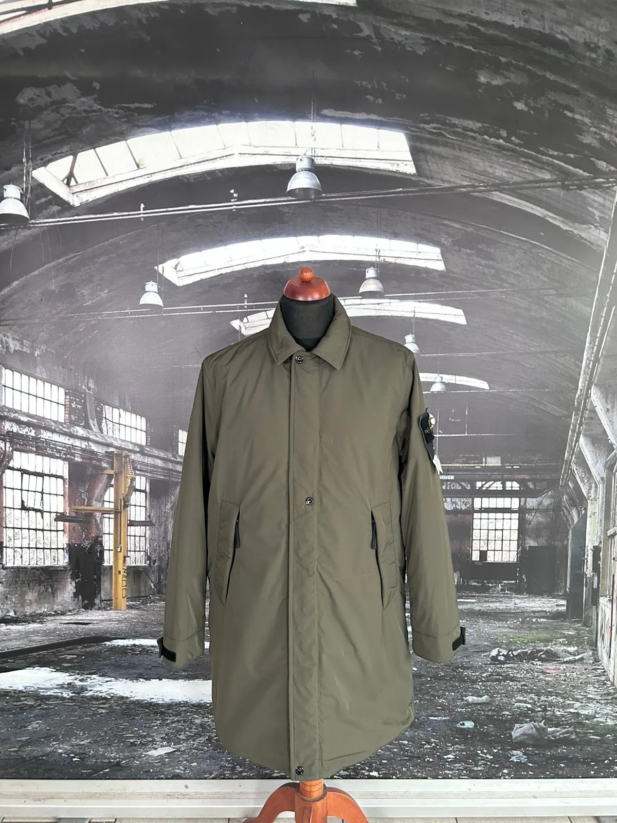 STONE ISLAND MICRO TWILL WITH PRIMALOFT® P.U.R.E™ INSULATION TECHNOLOGY JACKET