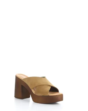 WILMA COGNAC Slip-on Sandals